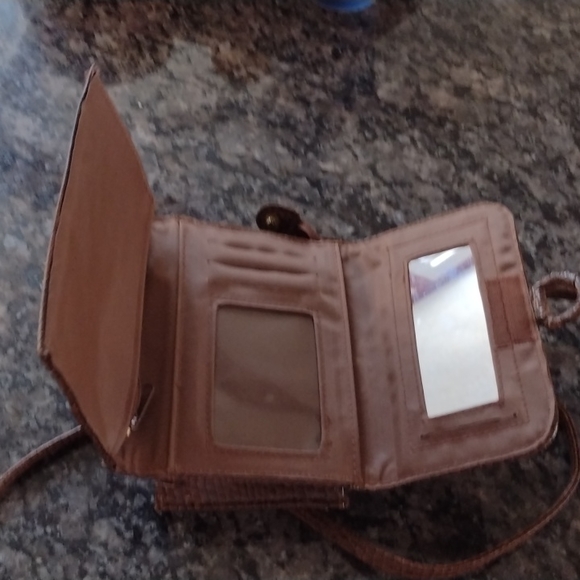 Purse - Picture 3 of 4